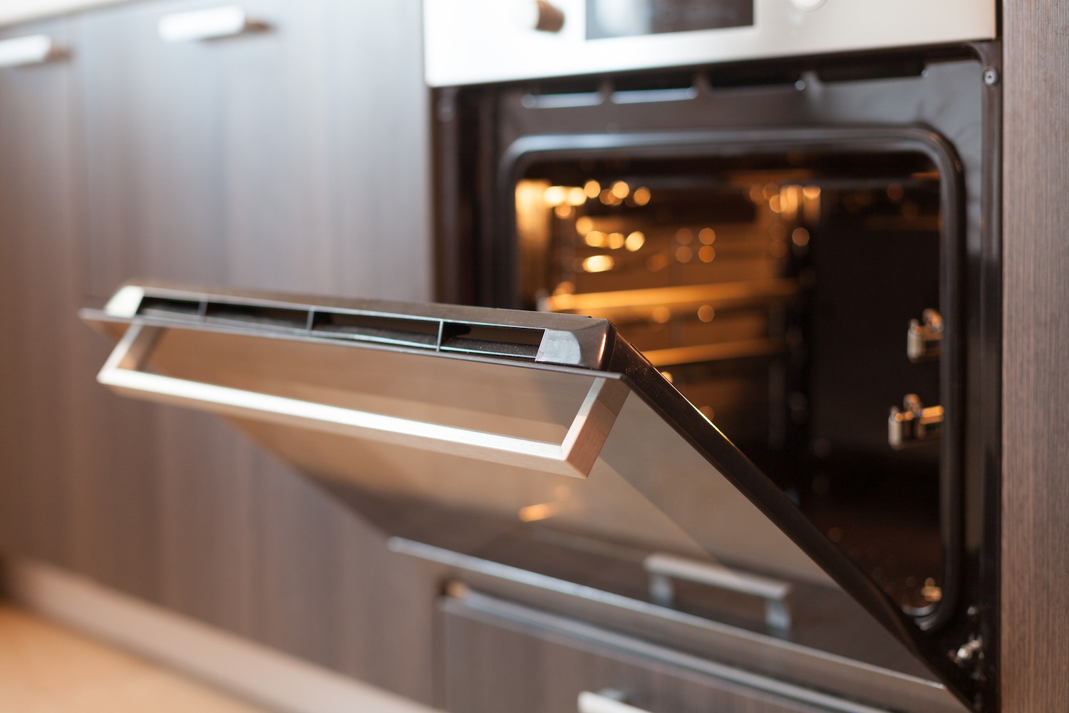 How To Replace An Oven Igniter (With Video!) AppliancePartsPros Blog