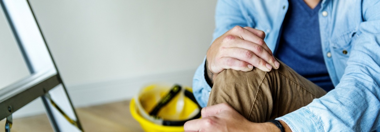 Injured man photo by rawpixel.com on Freepik