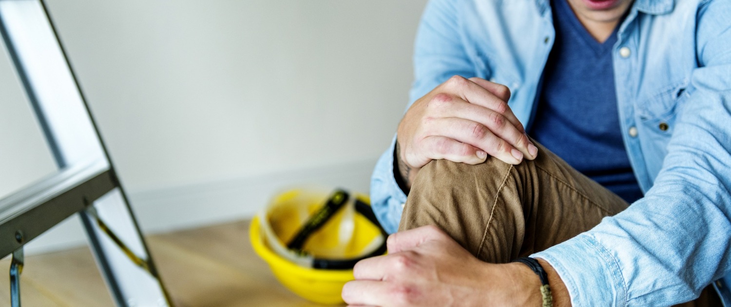 Injured man photo by rawpixel.com on Freepik