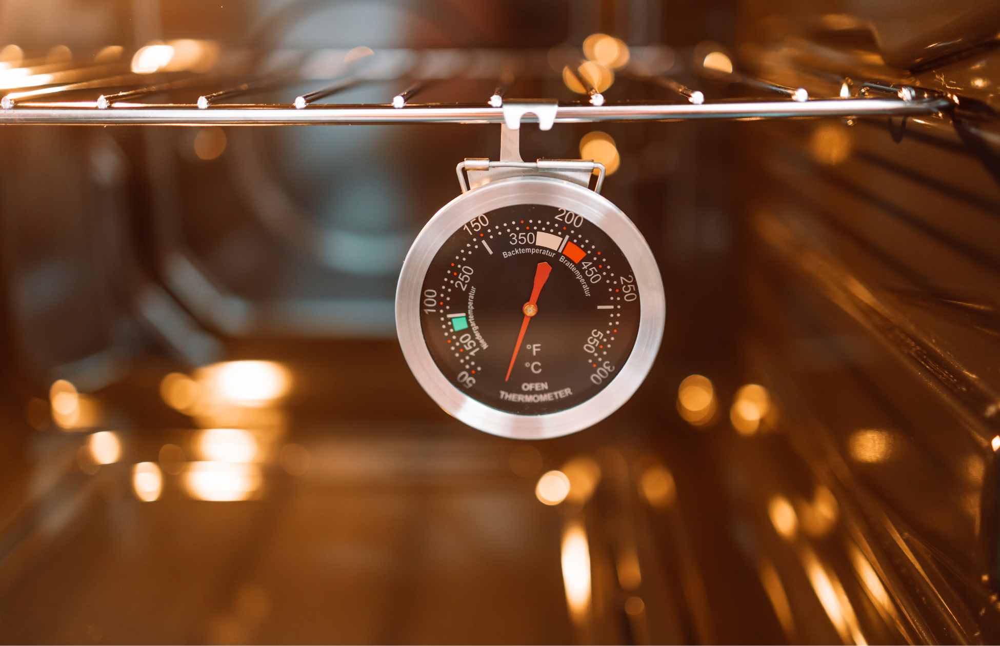 Thermometer montitoring the temperature, ensuring you're cooking efficiently